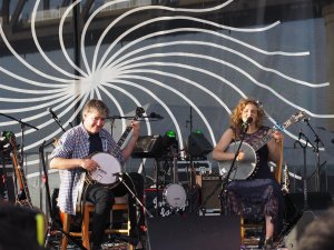 Béla Fleck & Abigail Washburn at Waterfront Wednesday